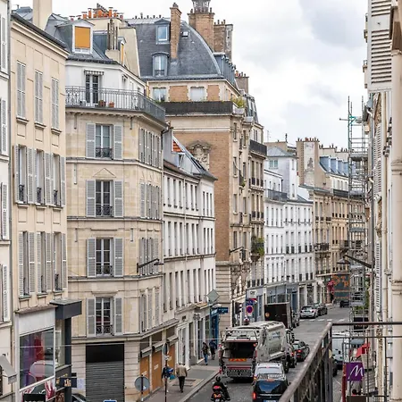 Appartamento Passy Spacieux 2 Balcon Parigi